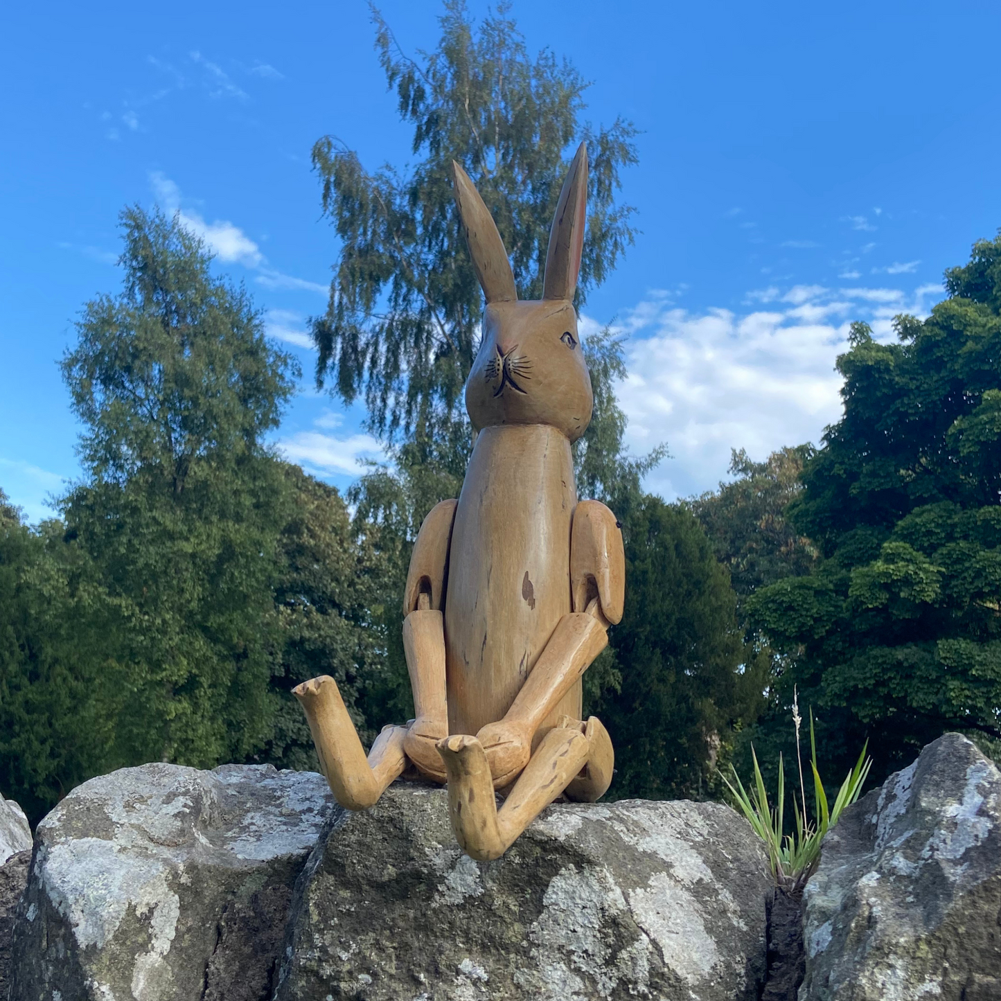 Articulated Wooden Hennow Hare - Large