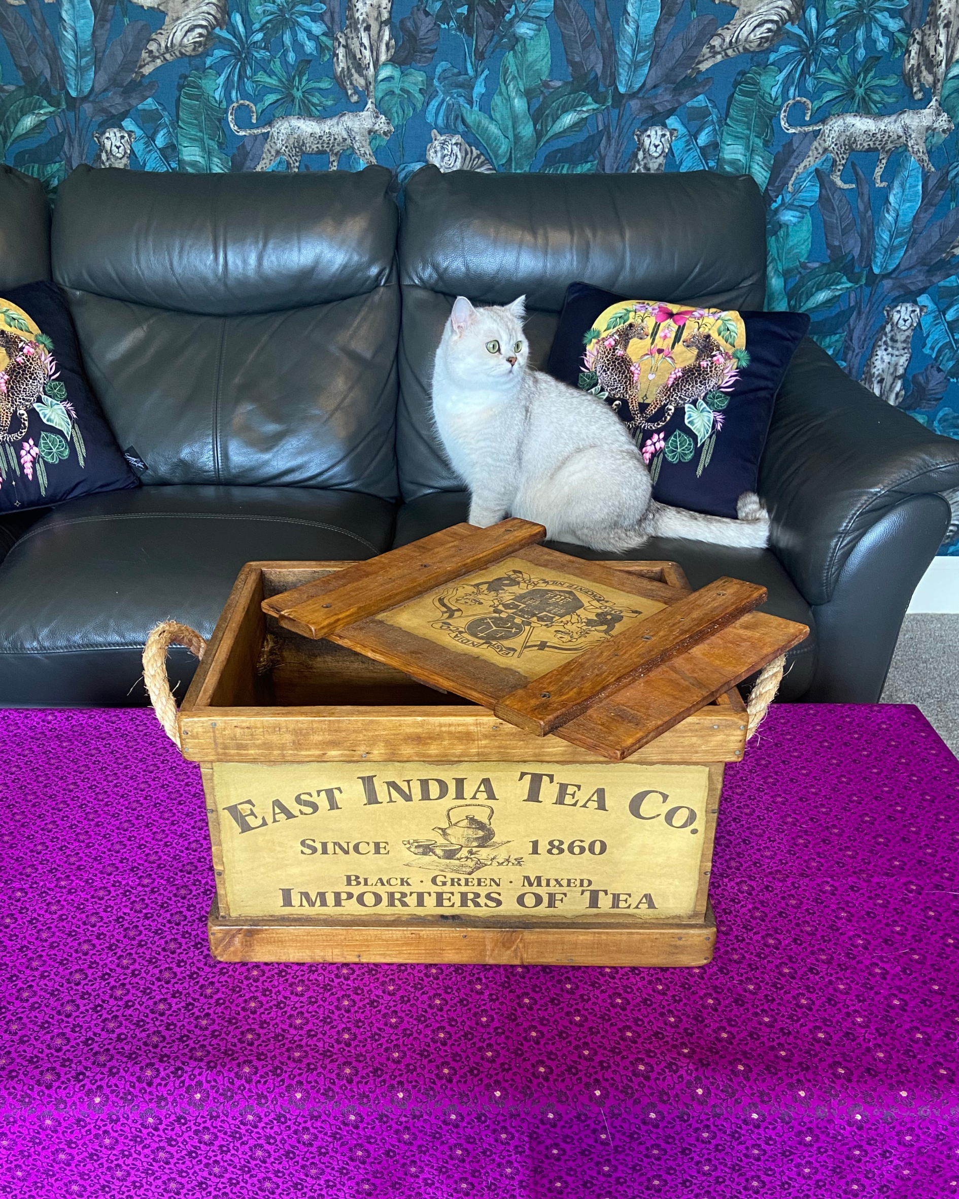 East India Tea Co. Medium Crate