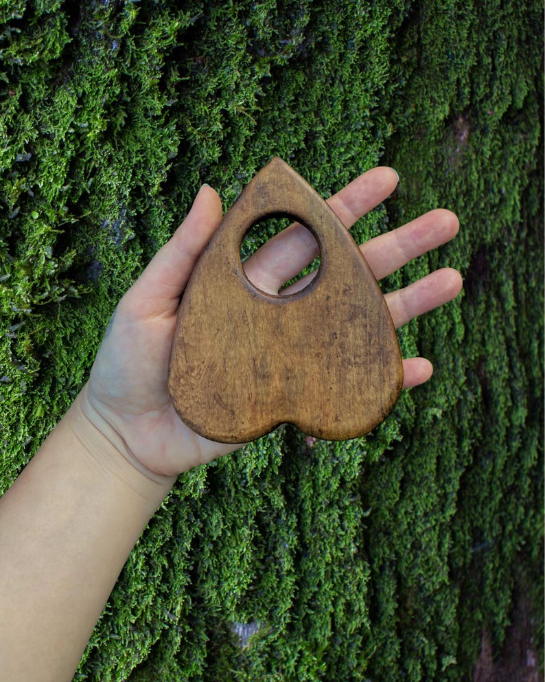 Wooden heart-shaped planchette
